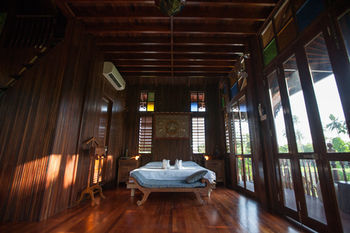 The Happy 8 Retreat X Kampung House Ipoh